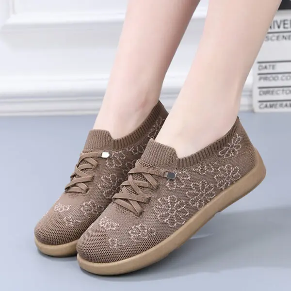 Daisy-Brown