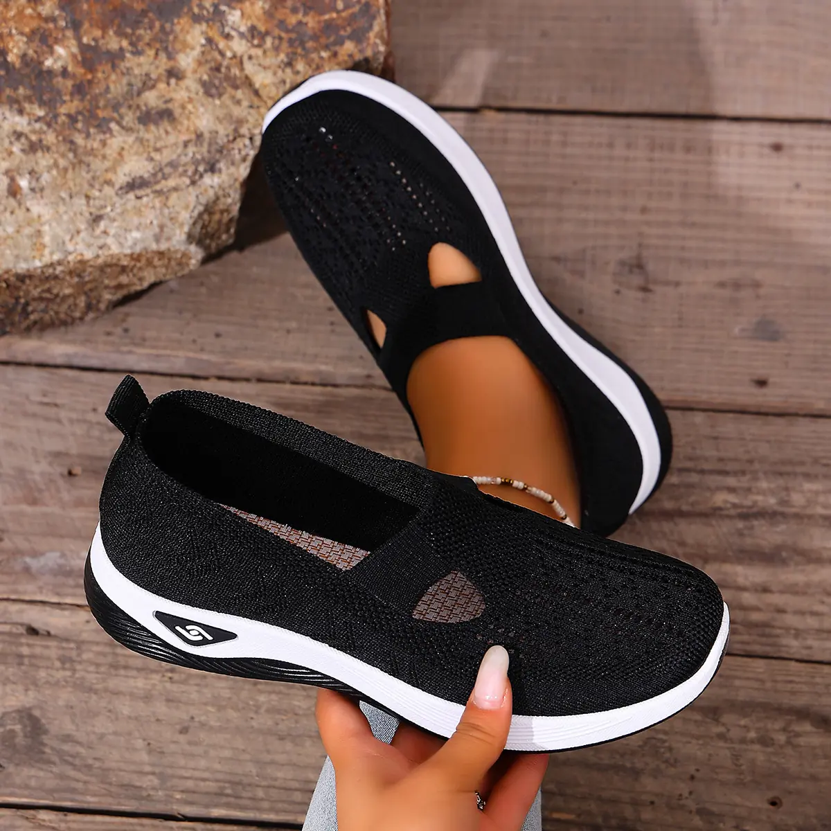 Aero Step-Black - Image 1