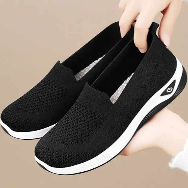 Glidewalk-Black - Image 1