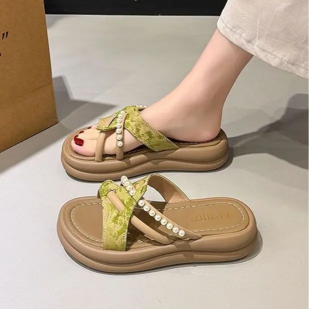 Olivia-Green - Image 1